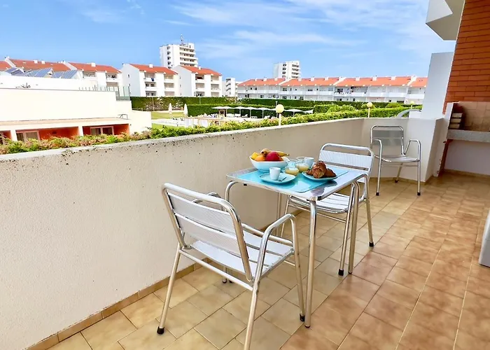 Viva Onda Baleal Surfing & Апартаменты *