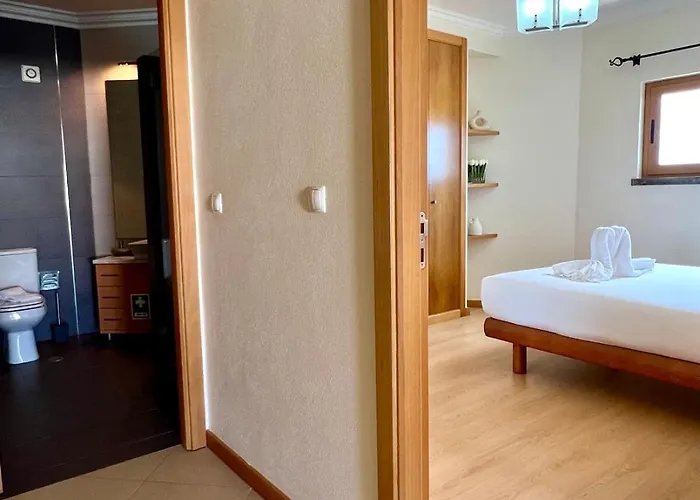 Viva Onda Baleal Surfing & Апартаменты