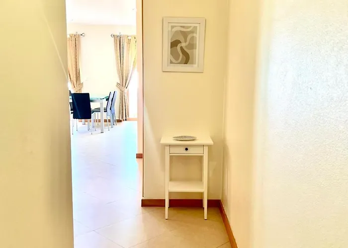 Viva Onda Baleal Surfing & * Феррел